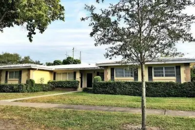 930 Benevento Ave, Coral Gables: photo 1 of 14