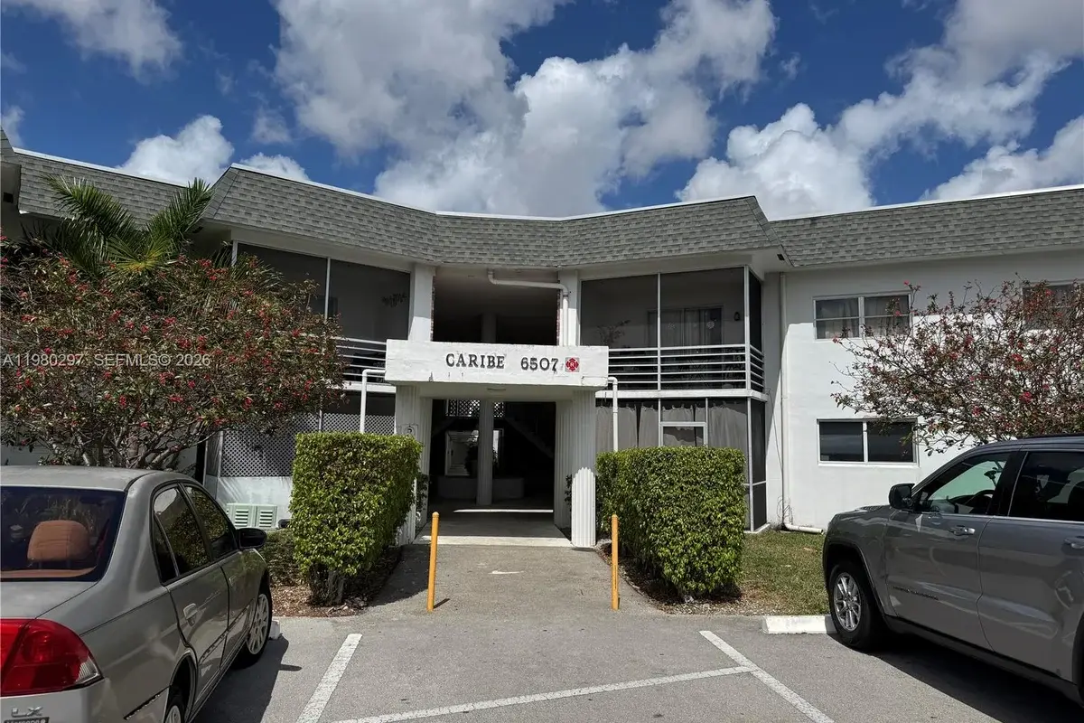 6507 Winfield Blvd #111AC, Margate: photo 1 of 42