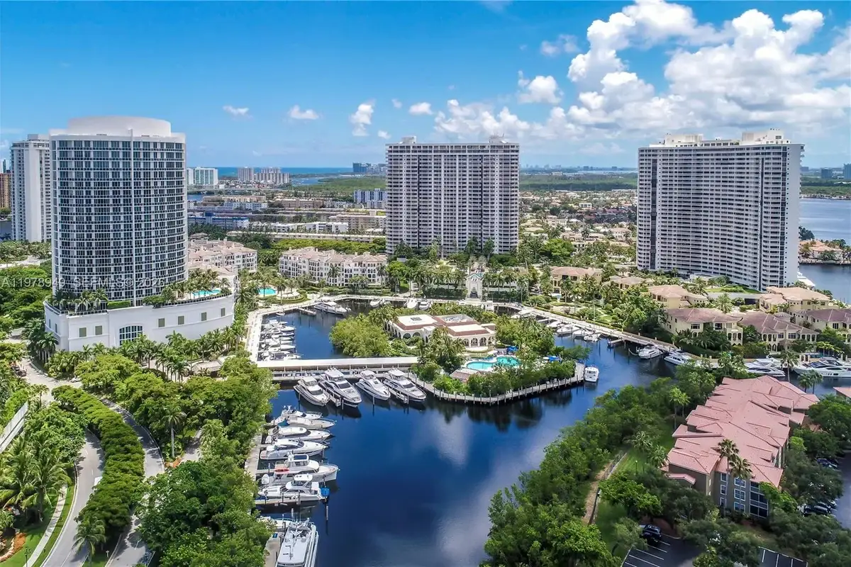 1000 Island Blvd #1812, Aventura: photo 1 of 33
