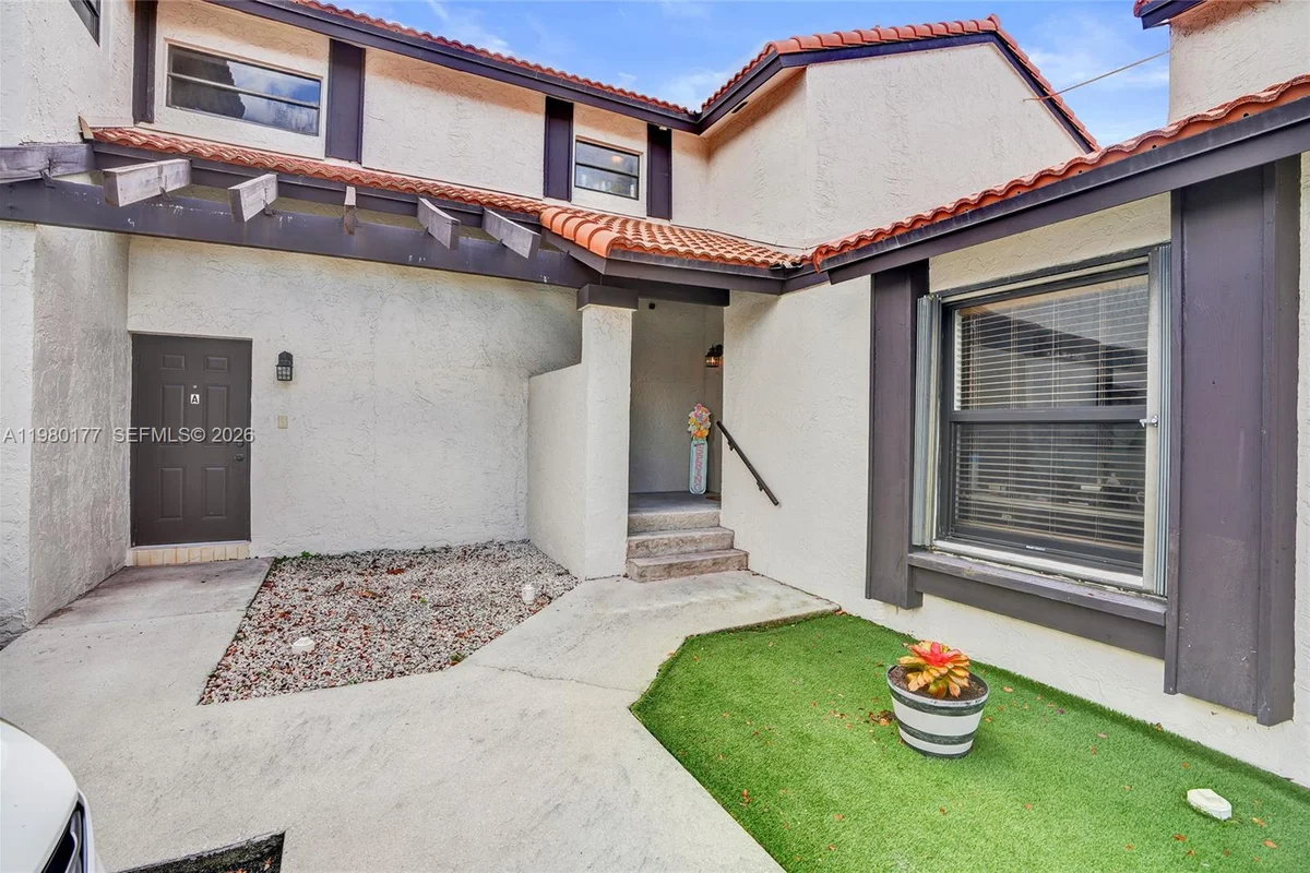 15292 SW 46th Ln Branch #64, Miami: photo 1 of 37