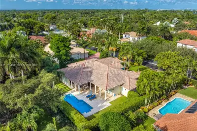 16721 SW 86th Ct, Palmetto Bay: photo 1 of 27