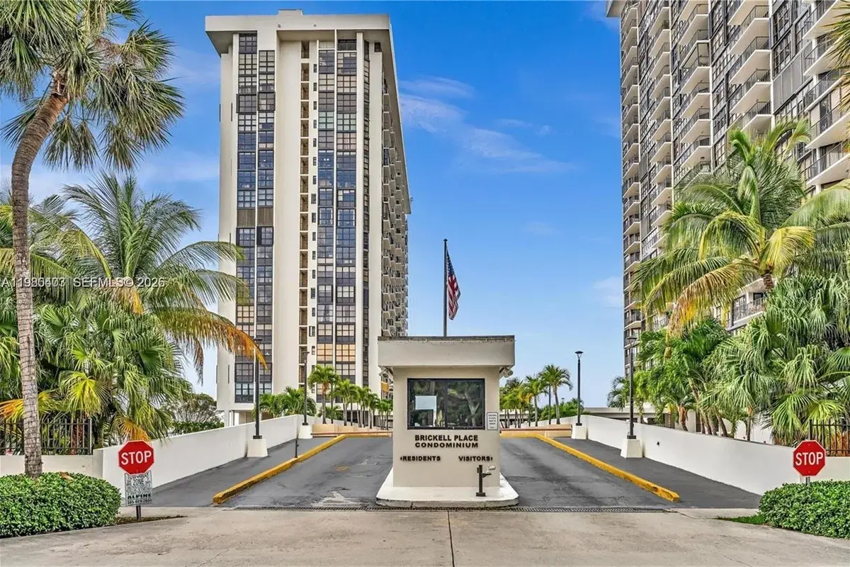 1901 Brickell Ave #B1407, Miami: photo 1 of 36