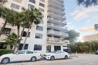 18151 NE 31st Ct #707, Aventura: photo 1 of 33