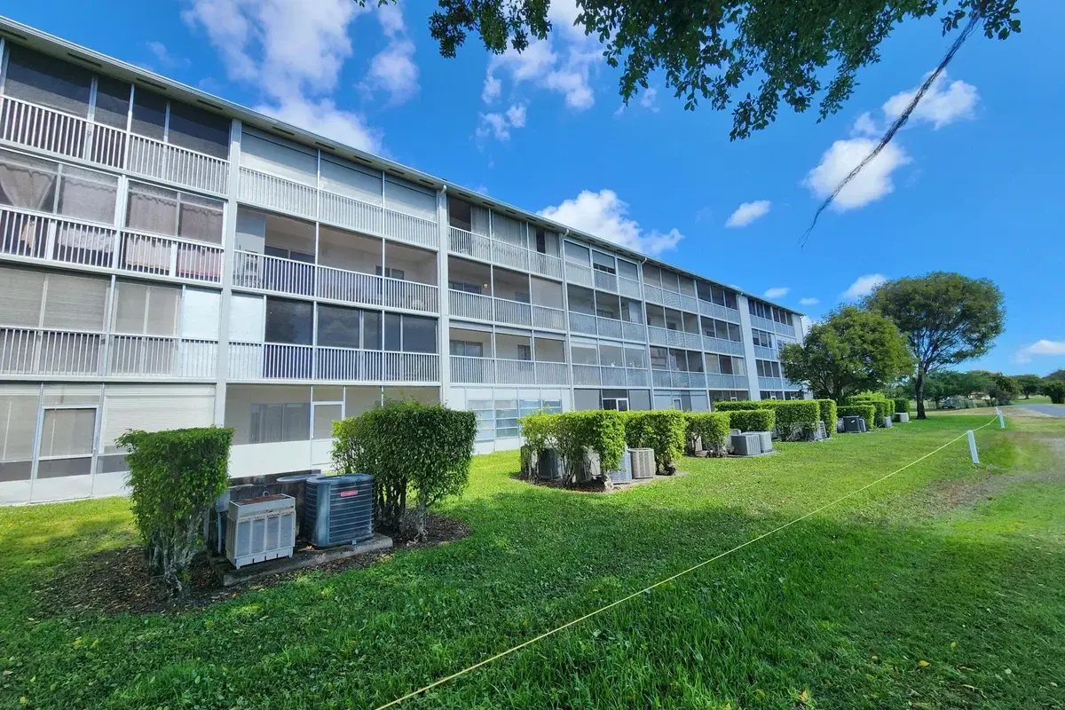 13550 SW 6th Ct #306a, Pembroke Pines: photo 1 of 20