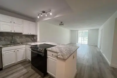 6161 NW 2nd Ave #114, Boca Raton: photo 1 of 23