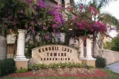 15231 SW 80th St #615, Miami: photo 1 of 13