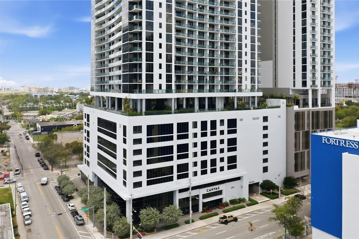 1600 NE 1st Ave #1610, Miami: photo 1 of 74