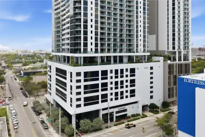 1600 NE 1st Ave #1610, Miami: photo 1 of 74