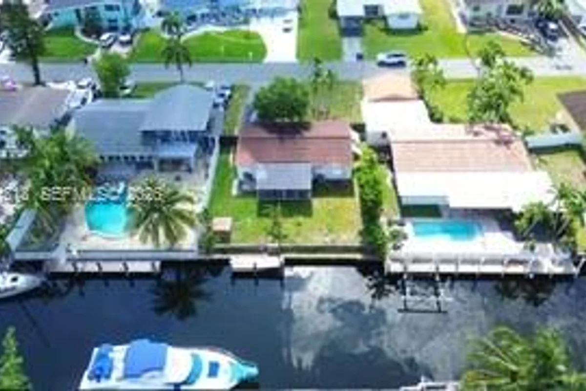 2525 Tortugas Ln, Fort Lauderdale: photo 1 of 1
