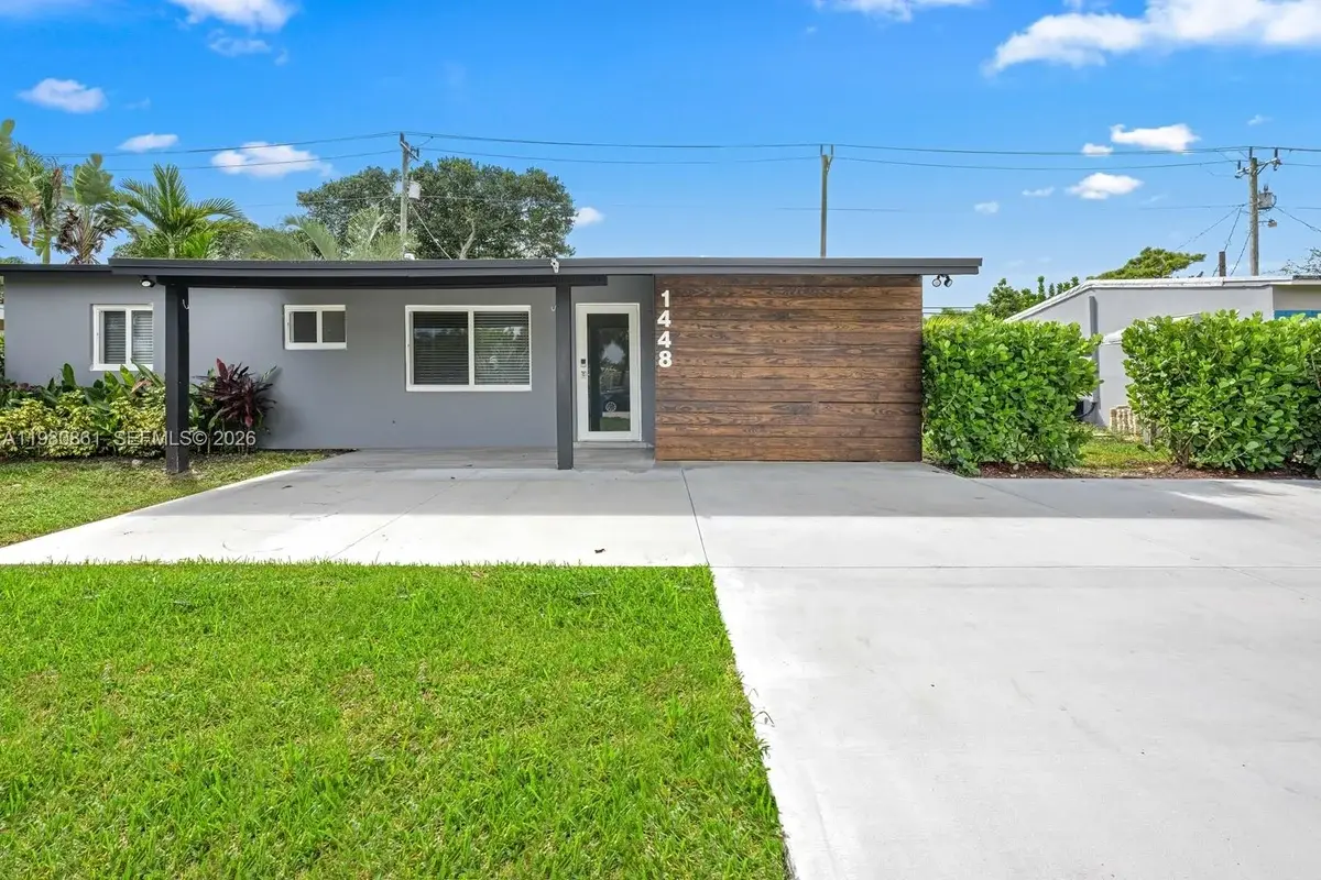 1448 NE 25th Ct, Pompano Beach: photo 1 of 21