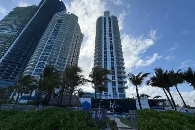 18683 Collins Ave #2303, Sunny Isles Beach: photo 1 of 43