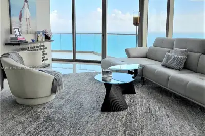 18975 Collins Ave #2504, Sunny Isles Beach: photo 1 of 13