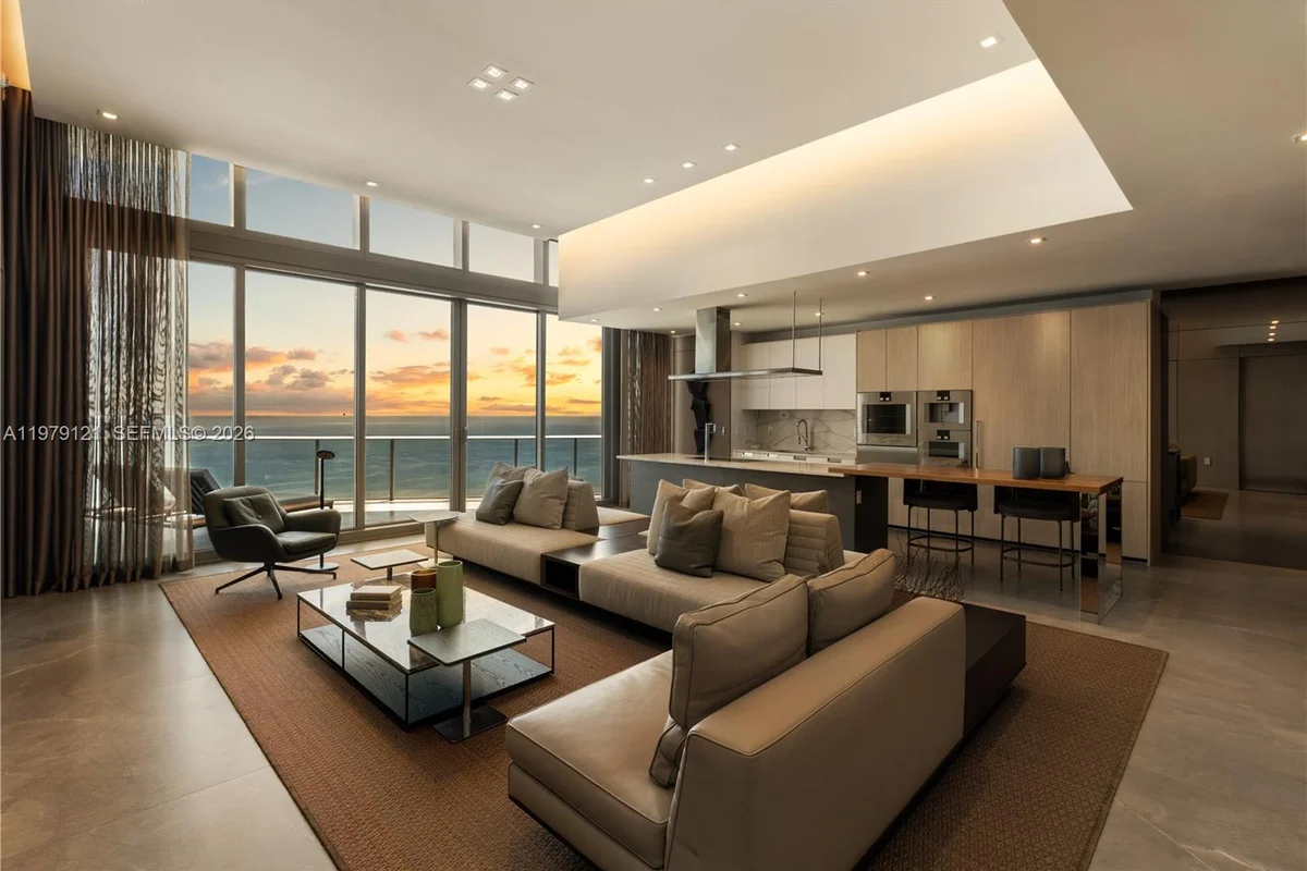 15701 Collins Ave #4802, Sunny Isles Beach: photo 1 of 48