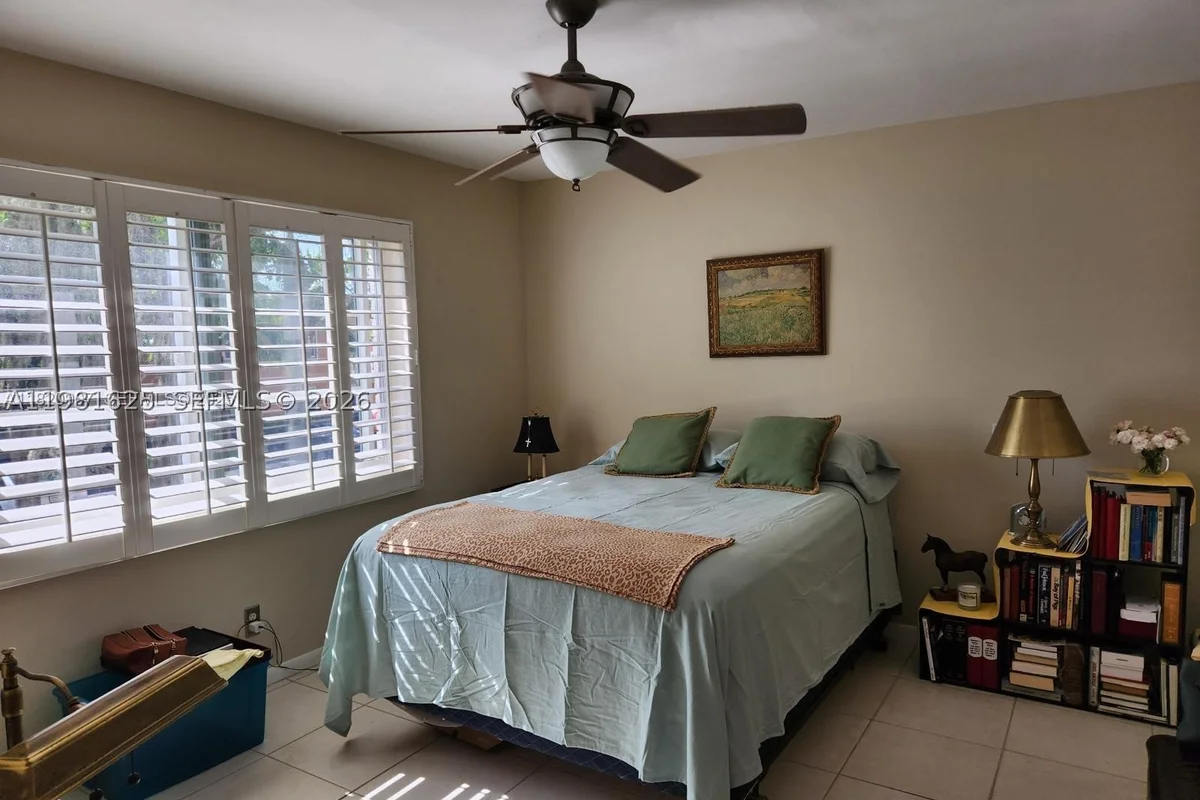 9 NE 19th Ct #208C, Wilton Manors: photo 1 of 6
