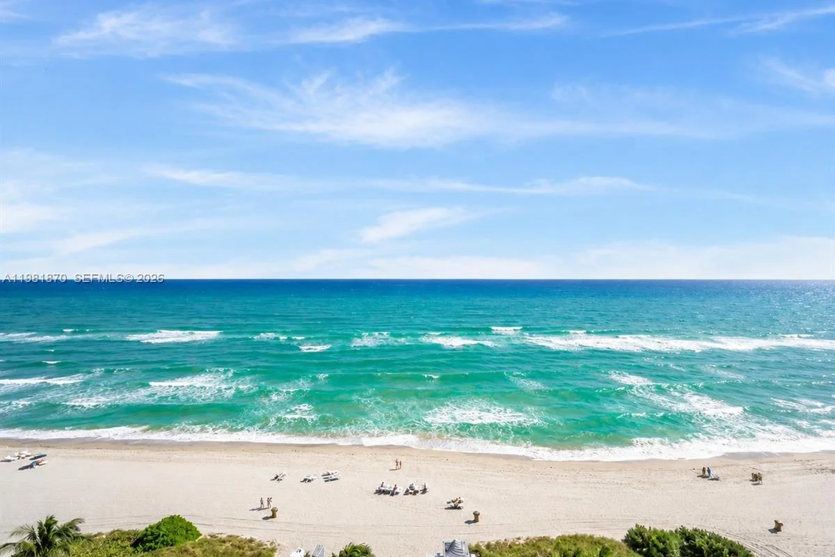 17001 Collins Ave #1204, Sunny Isles Beach: photo 1 of 10