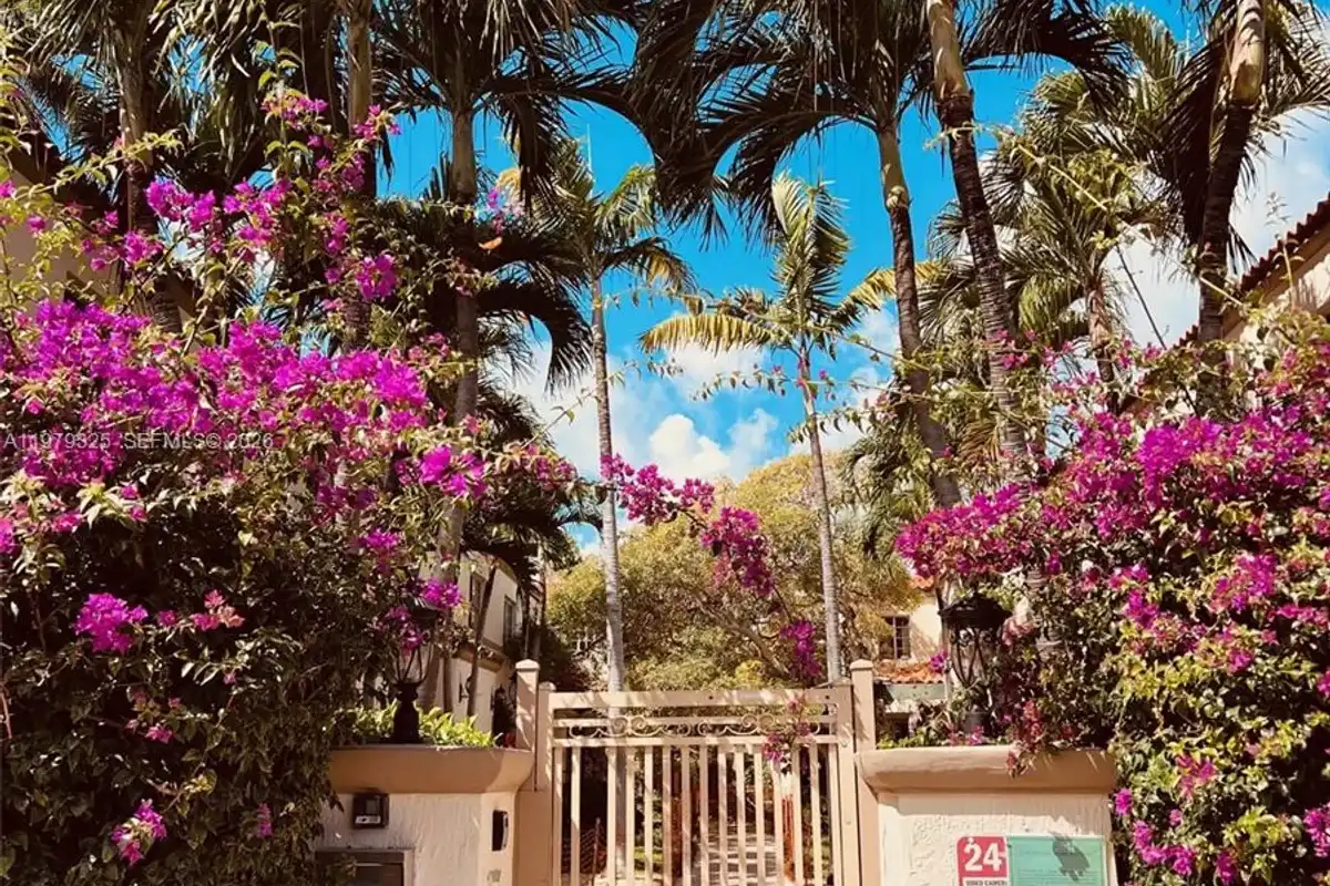 1500 Pennsylvania Ave #9A, Miami Beach: photo 1 of 21