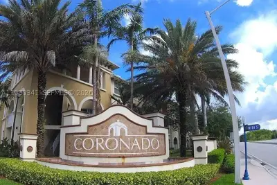8899 NW 107th Ct #219, Doral: photo 1 of 11