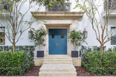 743 Almeria Ave, Coral Gables: photo 1 of 43