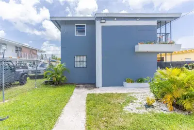 1445 NW 2nd Ave #3, Florida City: photo 1 of 21