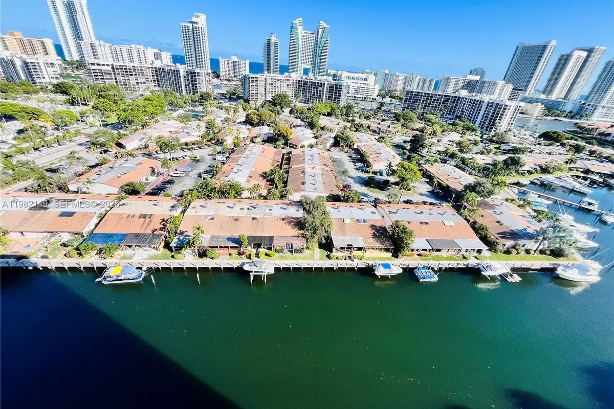 2500 Parkview Dr #1803, Hallandale Beach: photo 1 of 13