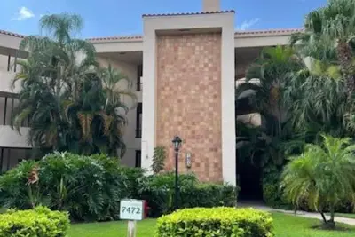 7472 La Paz Blvd #103, Boca Raton: photo 1 of 21