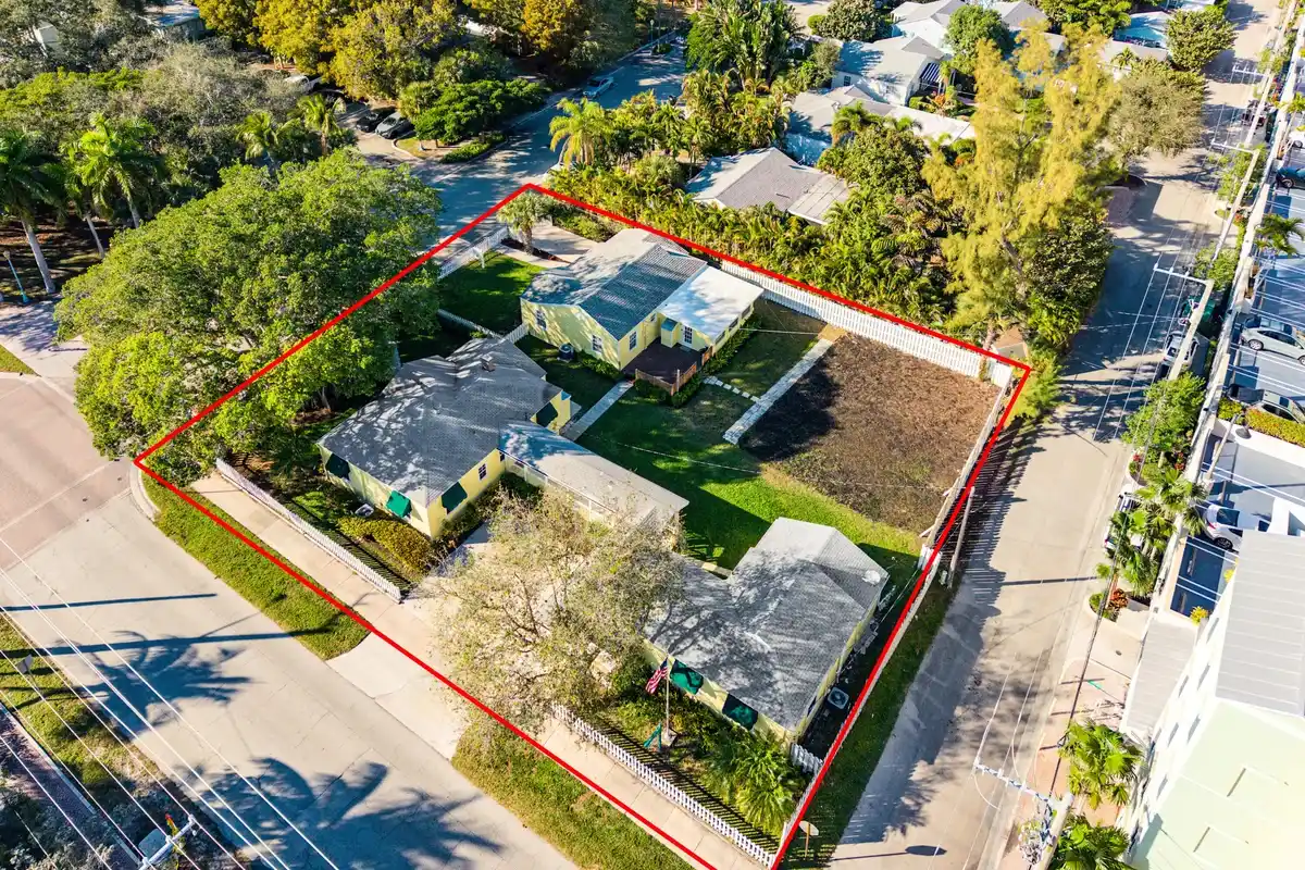 201 NE 1st Ave, Delray Beach: photo 1 of 74