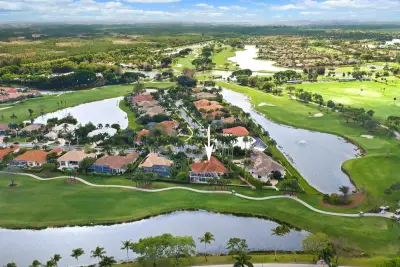 10246 Heronwood Ln, West Palm Beach: photo 1 of 71
