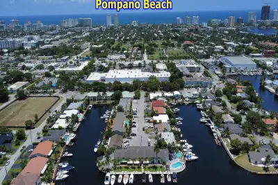 1780 SE 4th St, Pompano Beach: photo 1 of 38
