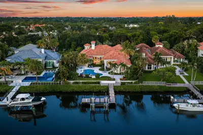 466 Mariner Dr, Jupiter: photo 1 of 56