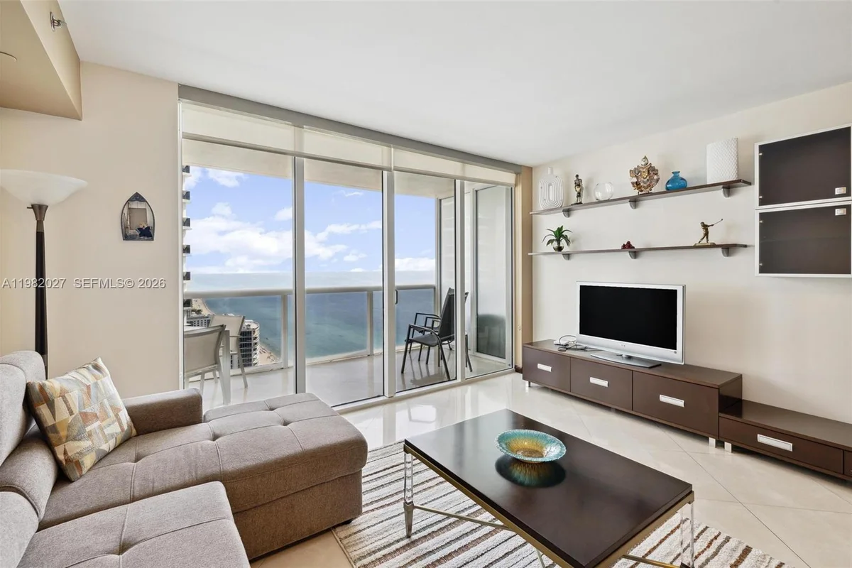 1830 S Ocean Dr #3909, Hallandale Beach: photo 1 of 40