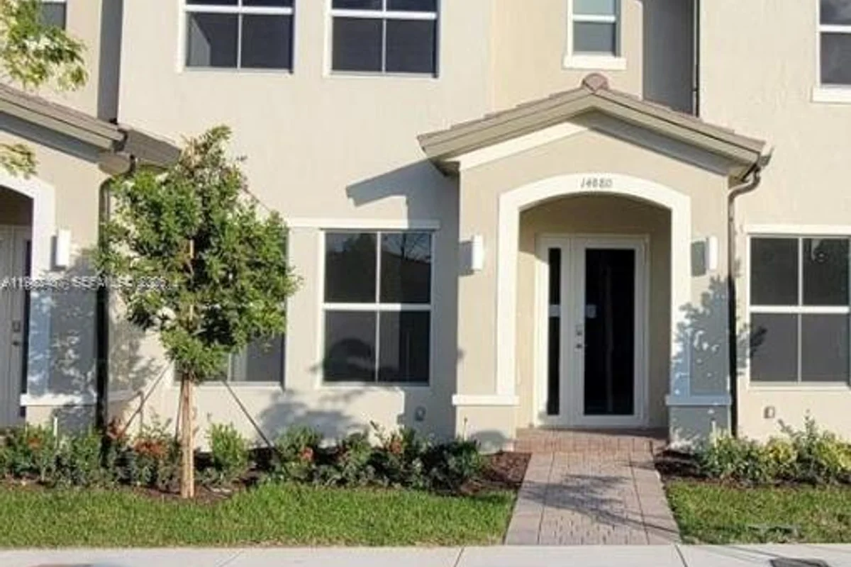 14816 SW 265th St, Homestead: photo 1 of 13