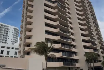 4200 N Ocean Ave #1-605, Riviera Beach: photo 1 of 19