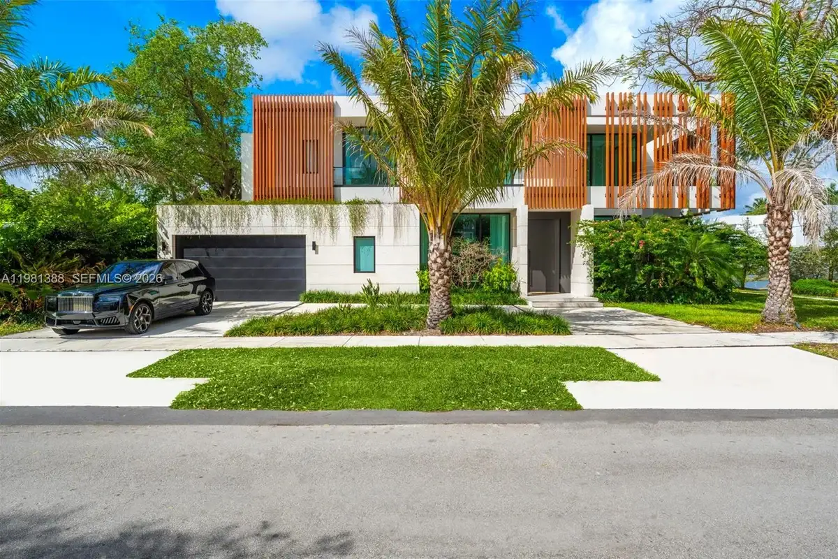 7700 SW 50th Ct, Miami: photo 1 of 68