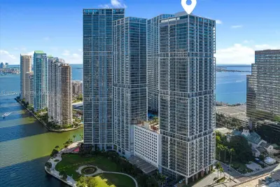 485 Brickell Ave #1807, Miami: photo 1 of 26