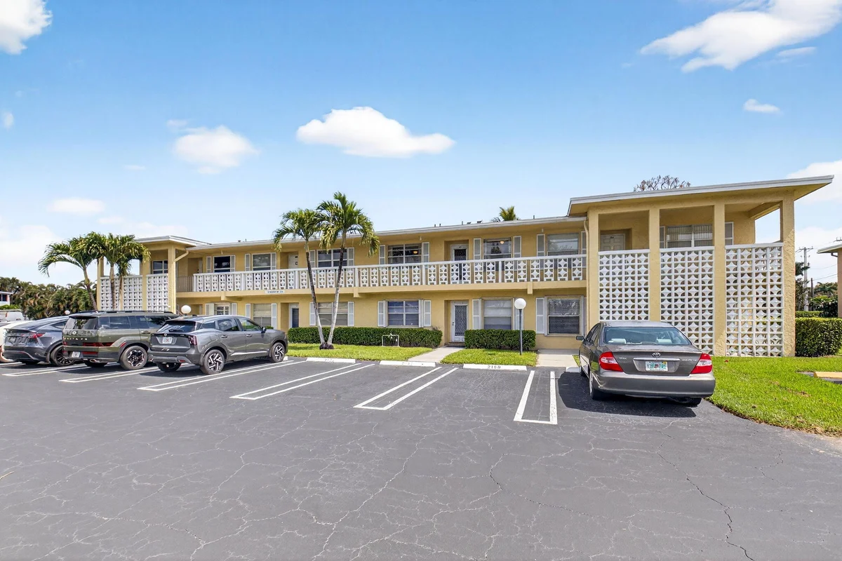 1150 Mahogany Way #203, Delray Beach: photo 1 of 66