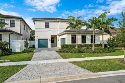 17325 SW 41 St, Miramar: photo 1 of 53