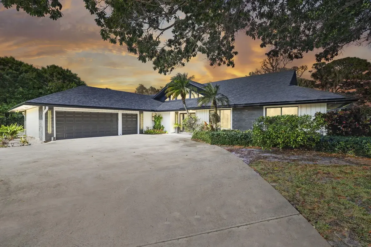 6549 Eastpointe Pines St, Palm Beach Gardens: photo 1 of 81