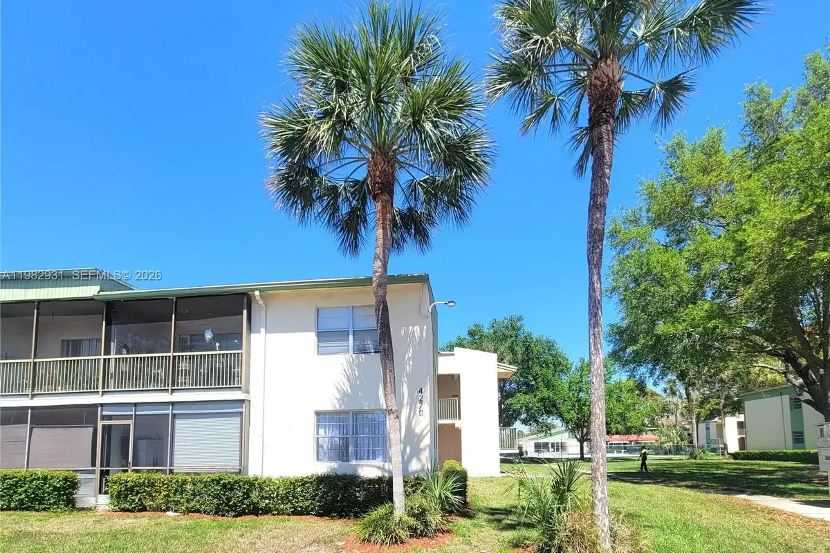 4270 NW 89th Ave #104, Coral Springs: photo 1 of 22