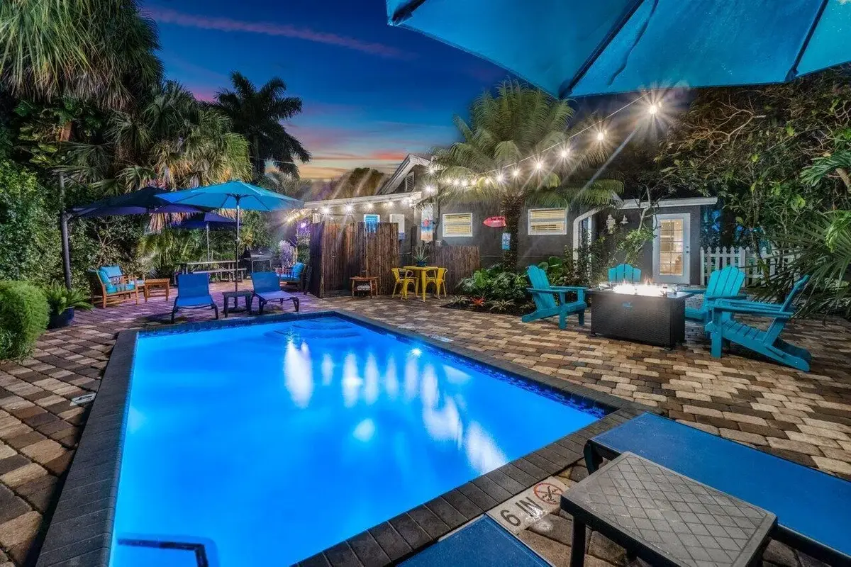 1911 Parker Ave, West Palm Beach: photo 1 of 101