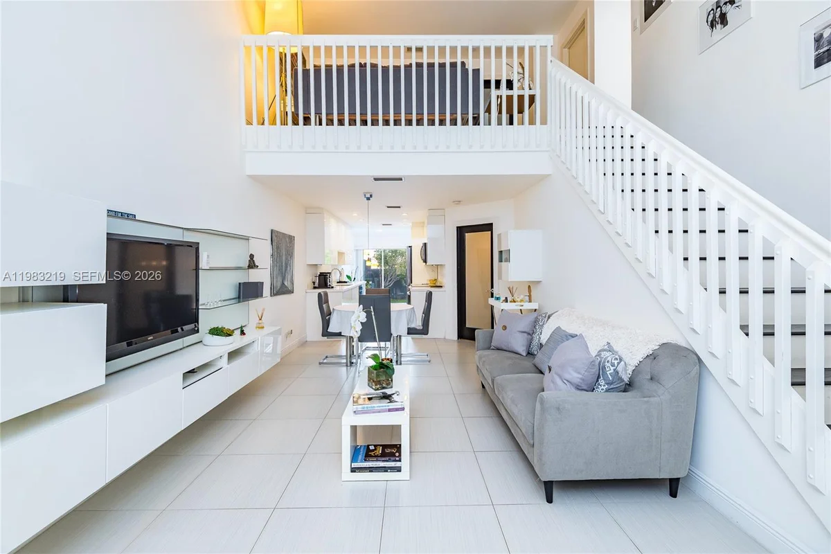 370 SE 2nd Ave #G3, Deerfield Beach: photo 1 of 36