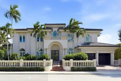 254 Atlantic Ave, Palm Beach: photo 1 of 40