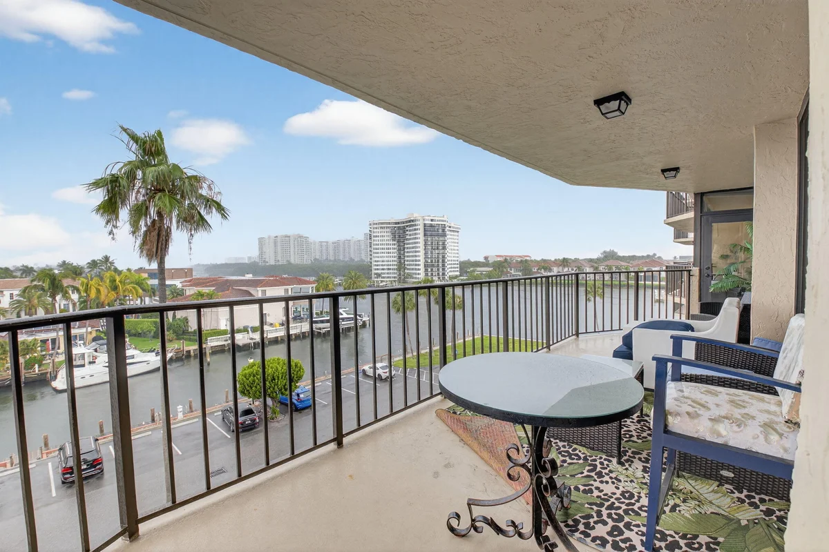 899 Jeffery St #5100, Boca Raton: photo 1 of 30