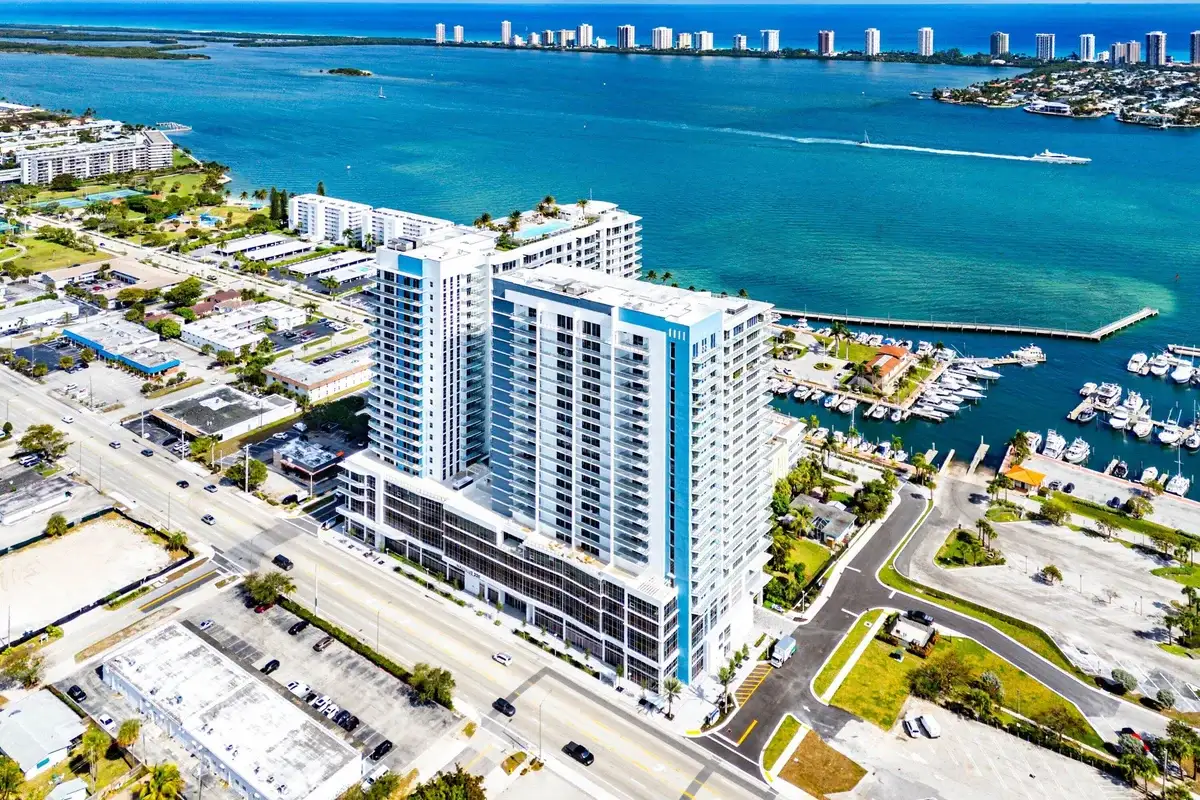 220 Lake Shore Dr #1613, Lake Park: photo 1 of 101