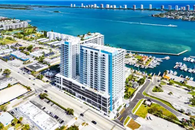 220 Lake Shore Dr #1613, Lake Park: photo 1 of 101
