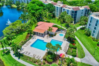 950 Lavers Cir #F307, Delray Beach: photo 1 of 51