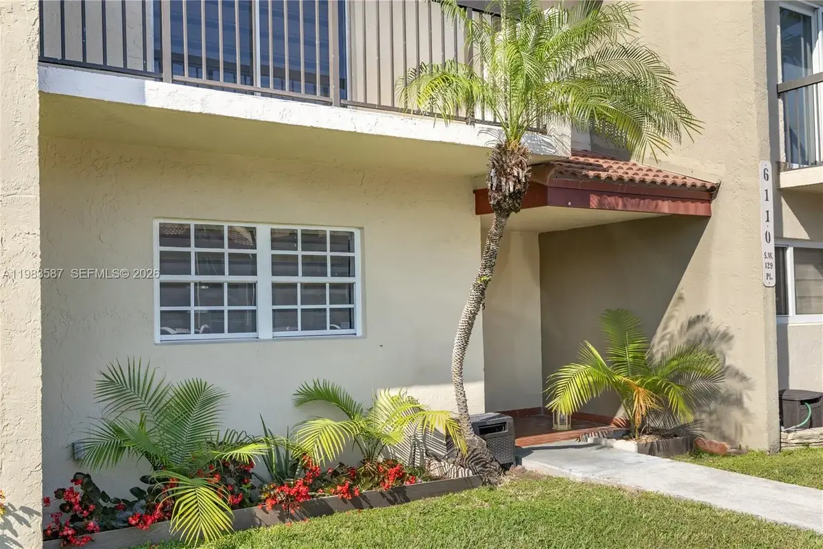 6110 SW 129th Pl #1705, Miami: photo 1 of 39