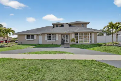 21724 Little Bear Way, Boca Raton: photo 1 of 47