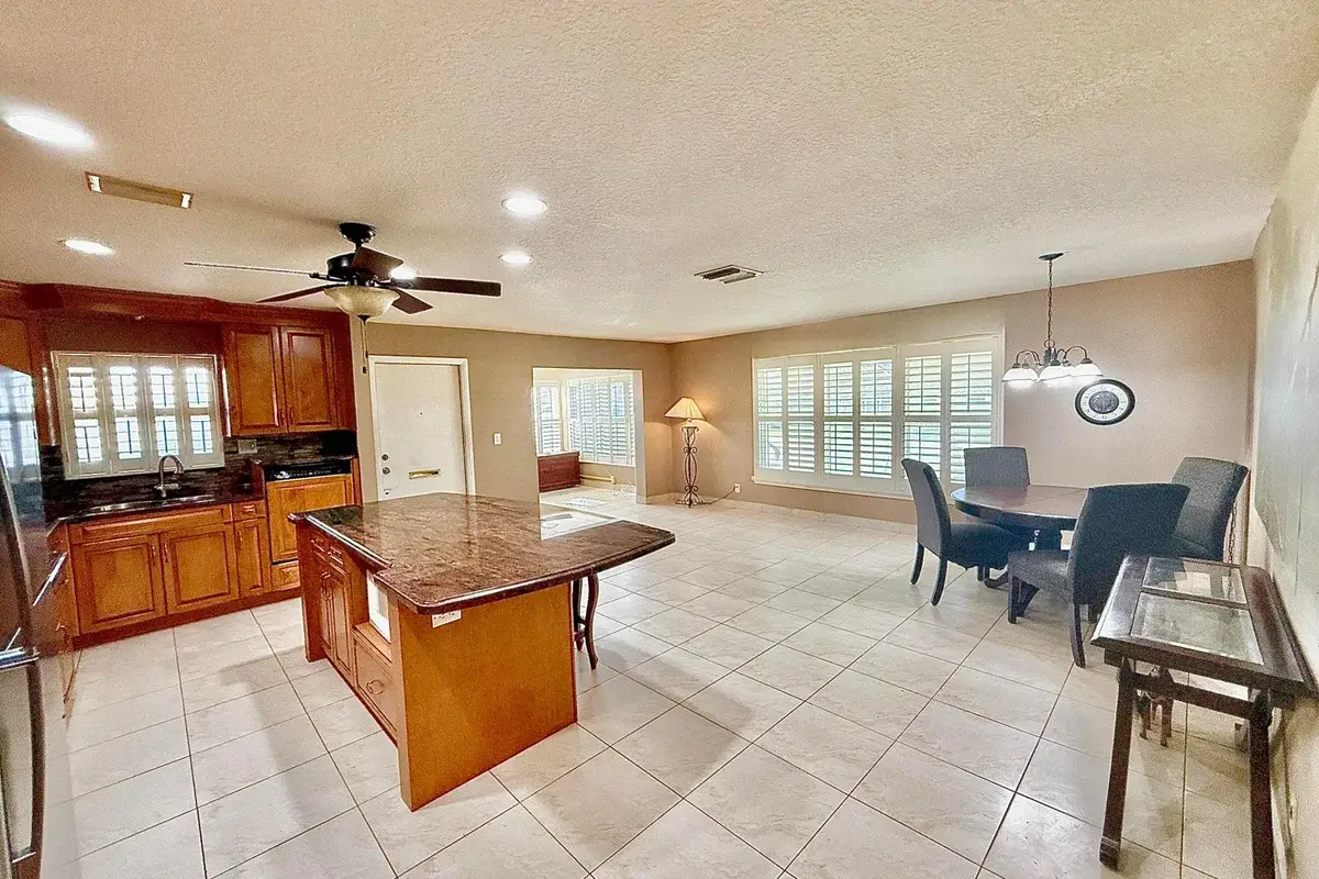 220 Country Ln #A, Boynton Beach: photo 1 of 20