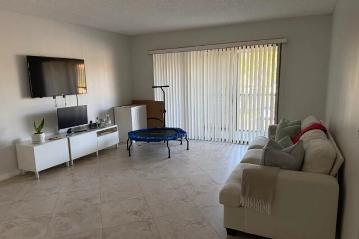 812 Sky Pine Way #D2, West Palm Beach: photo 1 of 13