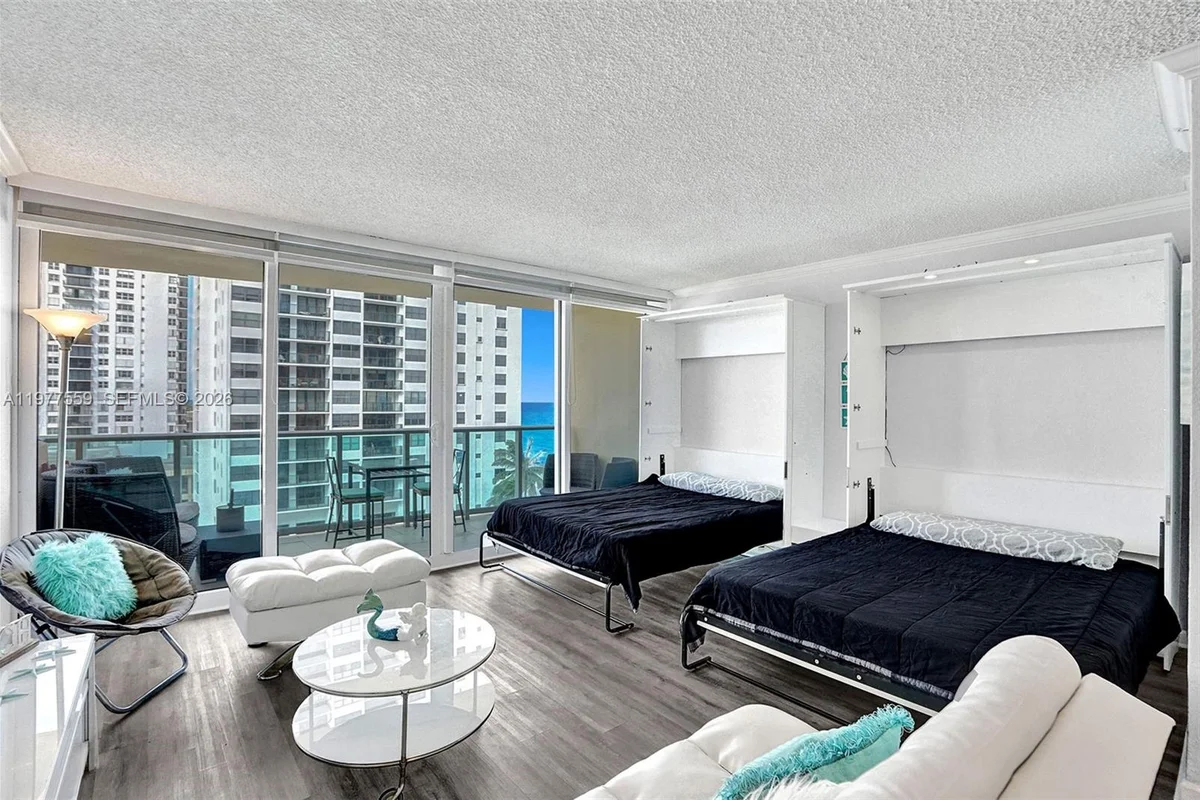 2501 S Ocean Dr #804, Hollywood: photo 1 of 10